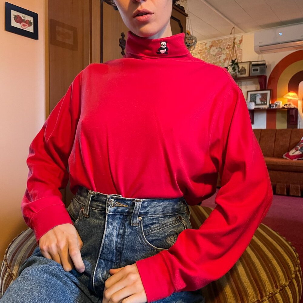 1990s vintage 100% cotton Panda embroidered bright red turtleneck!